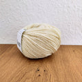 Strickset für Anfänger:in | KNIT ME Stirnband | Ethische und lokale Wolle
