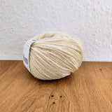 Strickset für Anfänger:in | KNIT ME Stirnband | Ethische und lokale Wolle